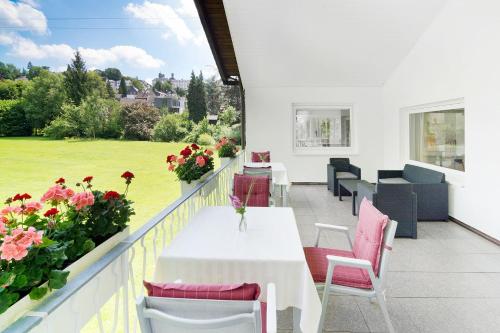 Romantik Waldhotel Mangold in Bergisch Gladbach