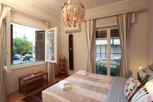 Stylish Flat at Edem Beach by Athenian Homes, Ateny
