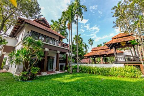 Luxury Holiday Villa Near Chiang Mai Airport& big c Luxury Holiday Villa Near Chiang Mai Airport& big c