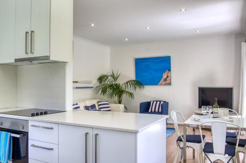 Cronulla Beach House B&B