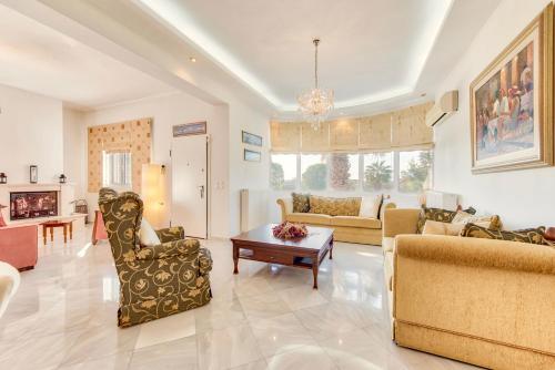  Villa Silia in Ambelókipoi
