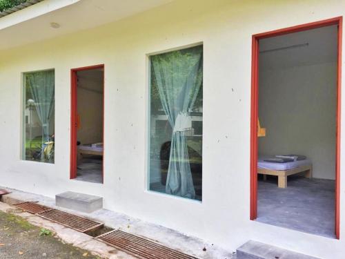 Eco Capsule Resort in Teluk Bahang