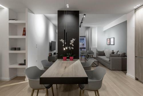 Pangrati Grove Apartment 