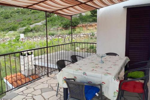 Seaside holiday house Ivan Dolac Hvar - 5708 - image 3