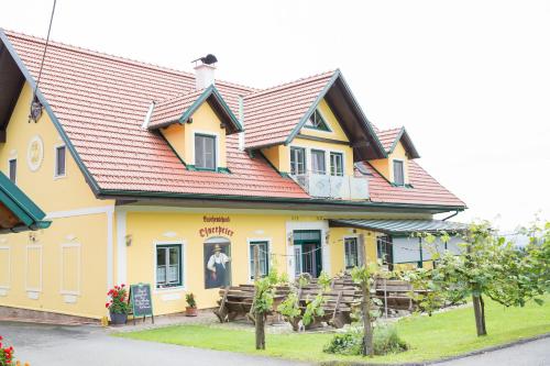 Buschenschank Ofnerpeter in Sankt Stefan ob Stainz, Österreich
