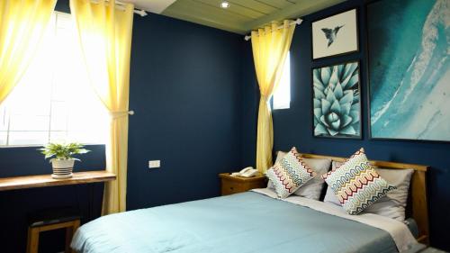 1 double bed