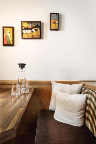 Alpinlounge Rätia Appartements - image 2