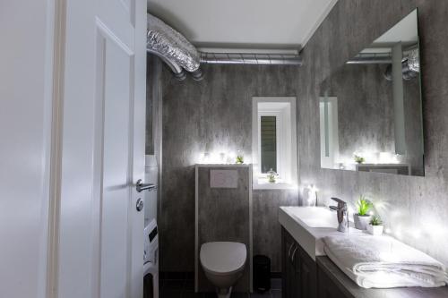 Arctic Homes – Plaza - image 3