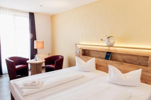 Hotel & Restaurant "Deutscher Kaiser" Room Type - Double Room - New Building