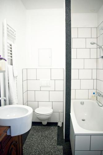 3 Bedroom Apartment (ACELI), Berlino (foto 6)