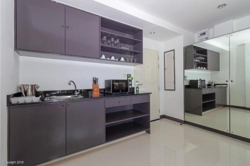 Kitchen, Modern Living Hotel near Patong Beach