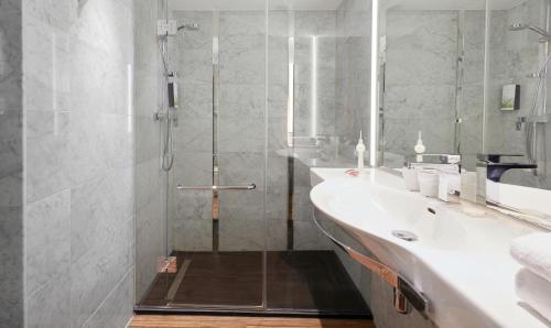 Living Hotel Berlin Mitte - image 2