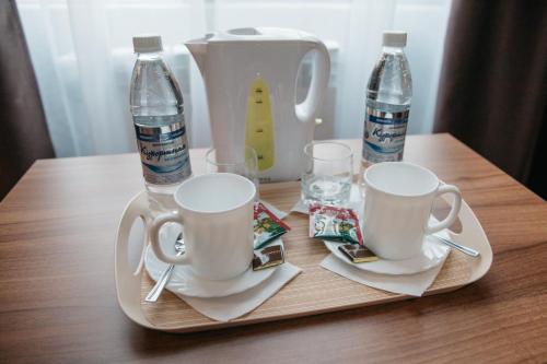 Greenwich Hotel - image 2