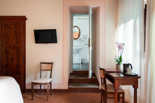 Hotel L'Antico Pozzo - image 2