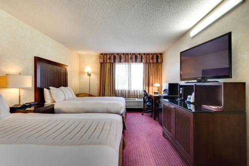 Fireside Inn and Suites