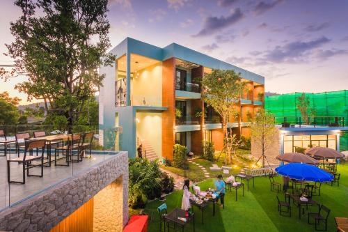 Utvendig, Peace Blue Naiharn Naturist Resort Phuket in Nai Harn Beach