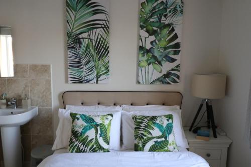 Riverside Rooms - image 2