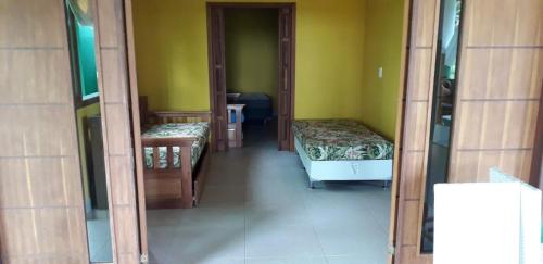 3 bedrooms, 6 beds