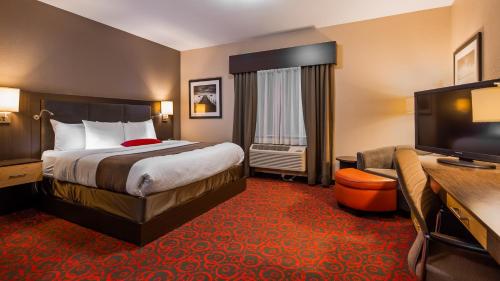 Best Western Plus Eastgate Inn & Suites