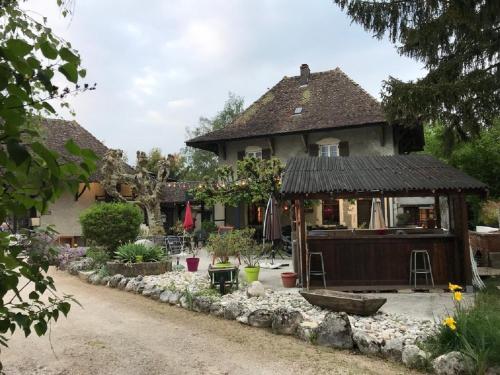 Viesnīcas āriene, Le Relais Des Vieilles Postes in Les Avenieres-Veyrins-Thuellin