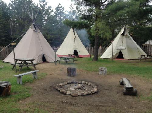 L'Auberge Refuge du Trappeur in แซ็ง-มาทิเยอ-ดู-ปาร์ก (QC)