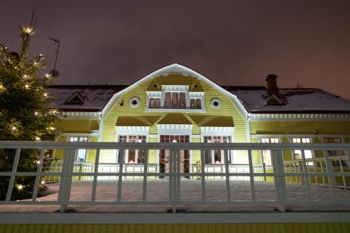 Exterior view, De Gamlas Hem Hotel & Restaurant in Oulu
