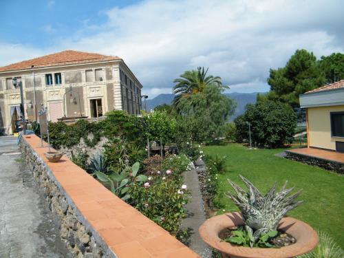  Etna Wine Azienda Agrituristica, Passopisciaro bei Santa Barbara