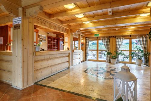 ザコパネ Osrodek Wypoczynkowy Marymont przy Dolinie Koscieliskiej 3つ星 ホテル ロビー