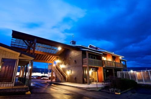 ทางเข้า, Cousin's Country Inn in เดอะดัลเลส