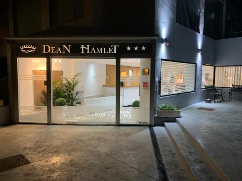 Dean Hamlet Hotel - image 2