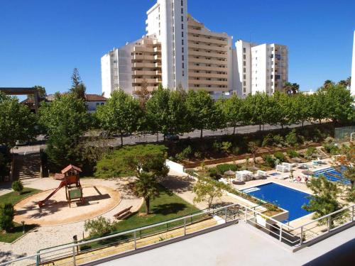 Apartamentos Jardins da Rocha - image 4