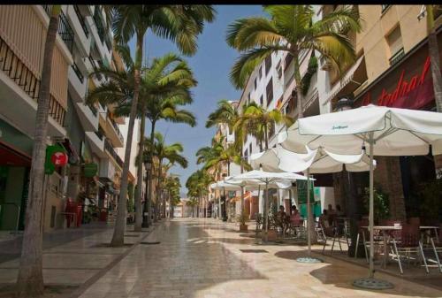 SkySea Holidays Marina Blue - 레스토랑