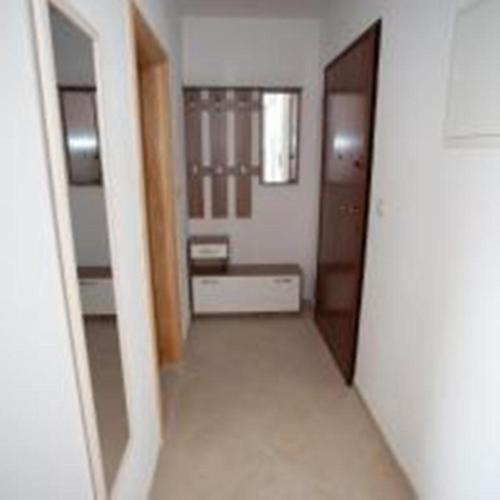 Apartments Svjetlana - image 10