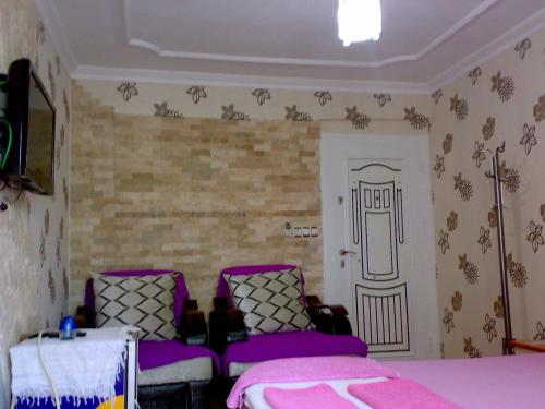 1 double bed