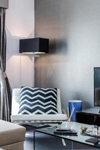 Duplex Mayfair By Casaalma, Mayfair, London