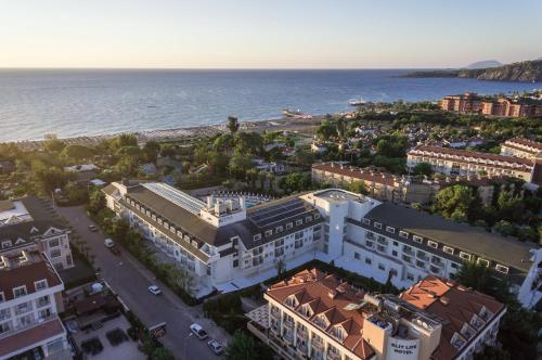 Zena Resort Hotel in 7990 Kemer