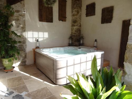 Le Mas du Galibot Chambre Cambalotte BnB Robiac-Rochessadoule
