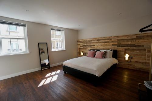 N5 Townhouse, Brighton Sleeps 20