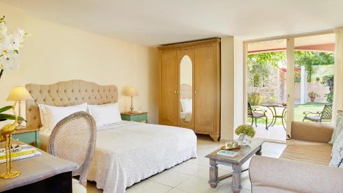 3 twin beds