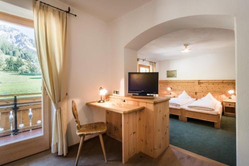 Khách sạn Mareo Dolomites