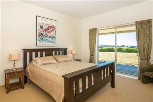 Mountain View Villa - Photo 5 in Blenheim, New Zealand