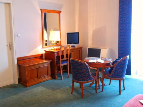 Triple Room image 1