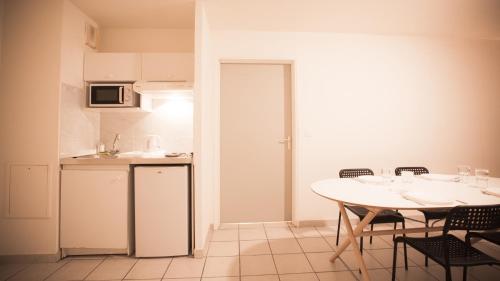 Konyha, City Residence Avignon (5 Epi) in Avignon Városközpont