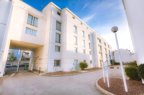 City Residence Avignon - image 2