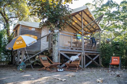 Cabane sur Pilotis 4/5 personnes