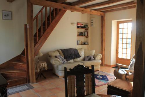 Les Pins á La Cerniere Gites gîte à louer Noyant