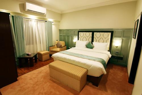 The Reserve Boutique Hotel – Karachi, TX
