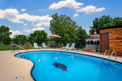 Fairway Inn in Lomar