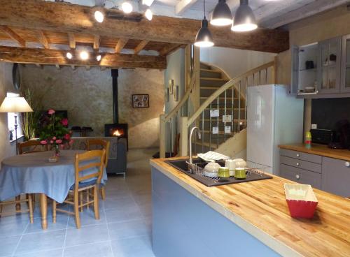 廚房, la grange de clotilde in 西加