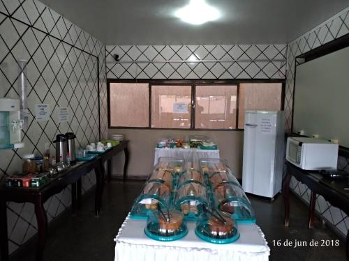 Ēdiens un dzērieni, Império Hotel (Imperio Hotel) in Caçu